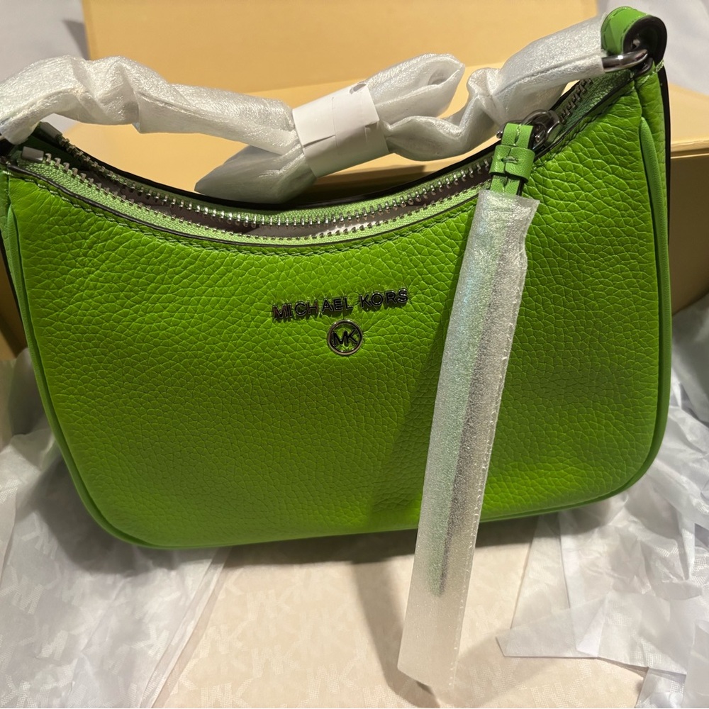 Michael kors small purse (adult women/girl children) lime green=original $110.00